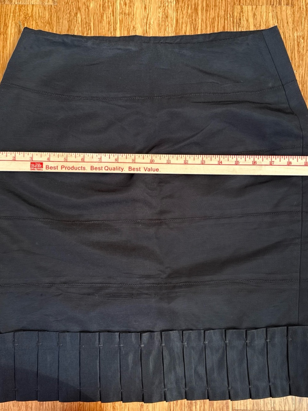Reiss London Classic Black Pleated Hem Pencil Skirt . Size 6 $200 MSRP. - Picture 8 of 8